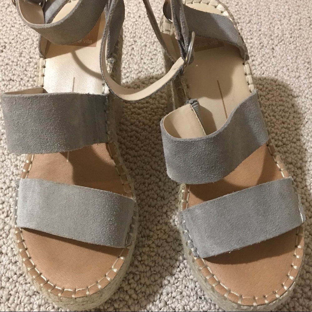 Dolce Vita gray wedge sandal Shae 9.5